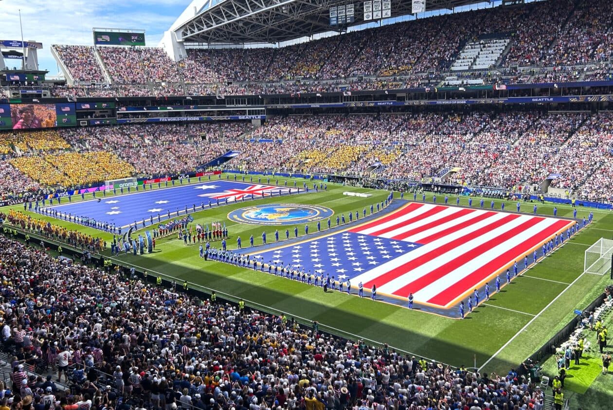 World Cup Insights: Optimizing Human-Machine Collaboration in AI Roles