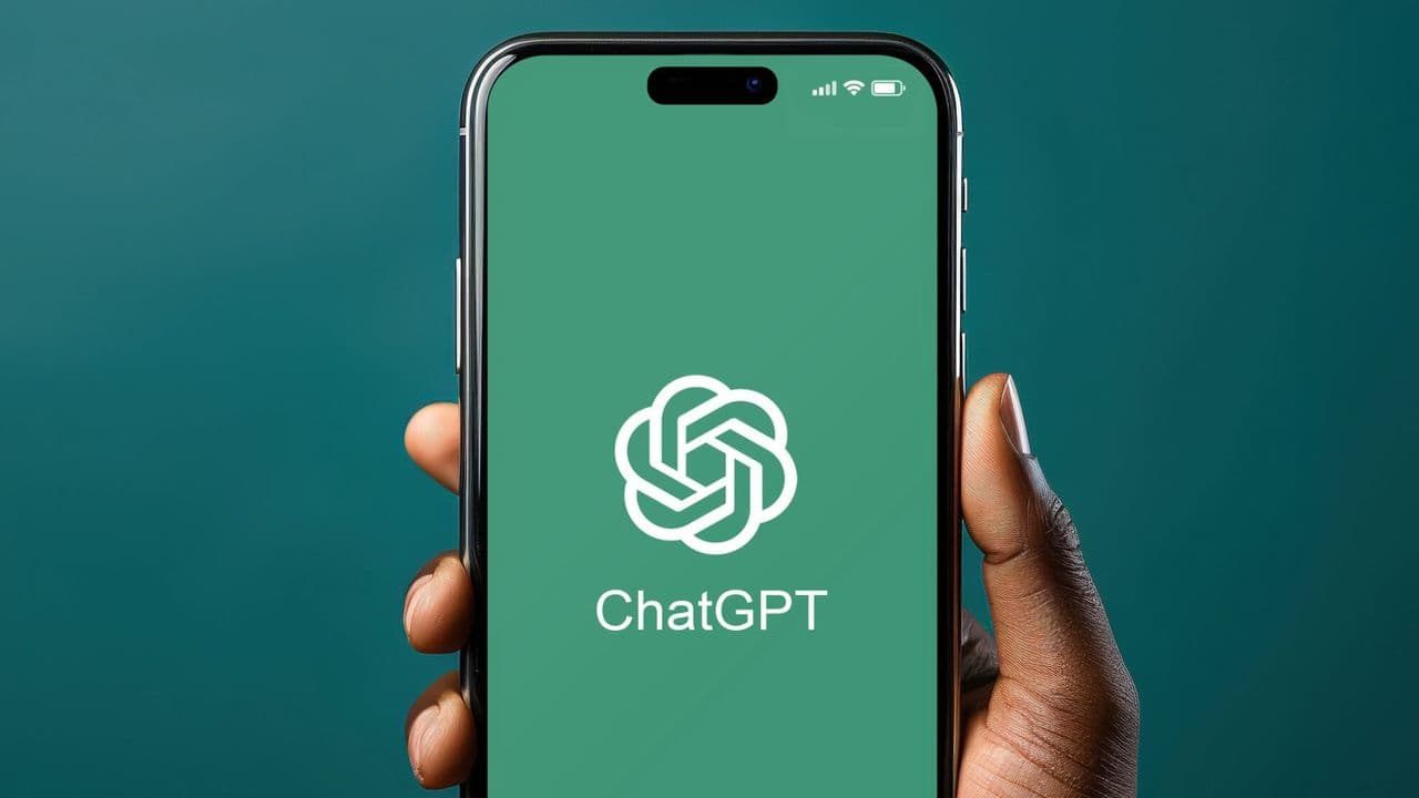 I used ChatGPT to audit mysubscriptions —these prompts helped me find nearly $2,000 a year in recurring charges
