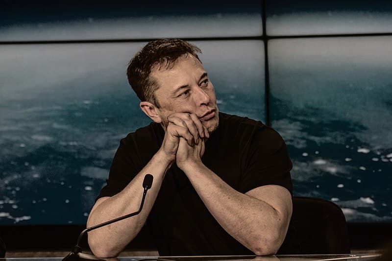 Report: SpaceX showed investors an AI device before IPO; Musk denies it