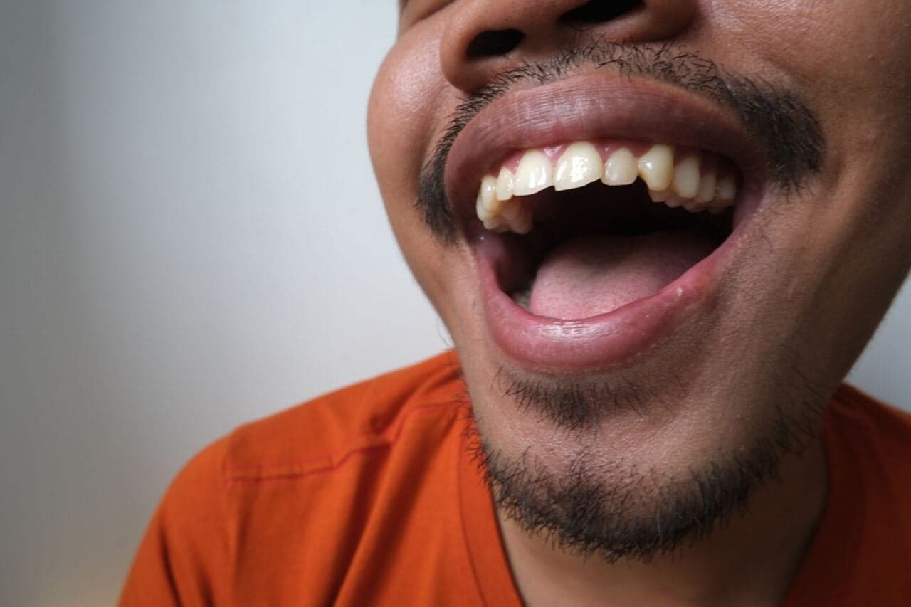 Your Brain Has Separate Circuits for Belly Laughs and Polite Chuckles