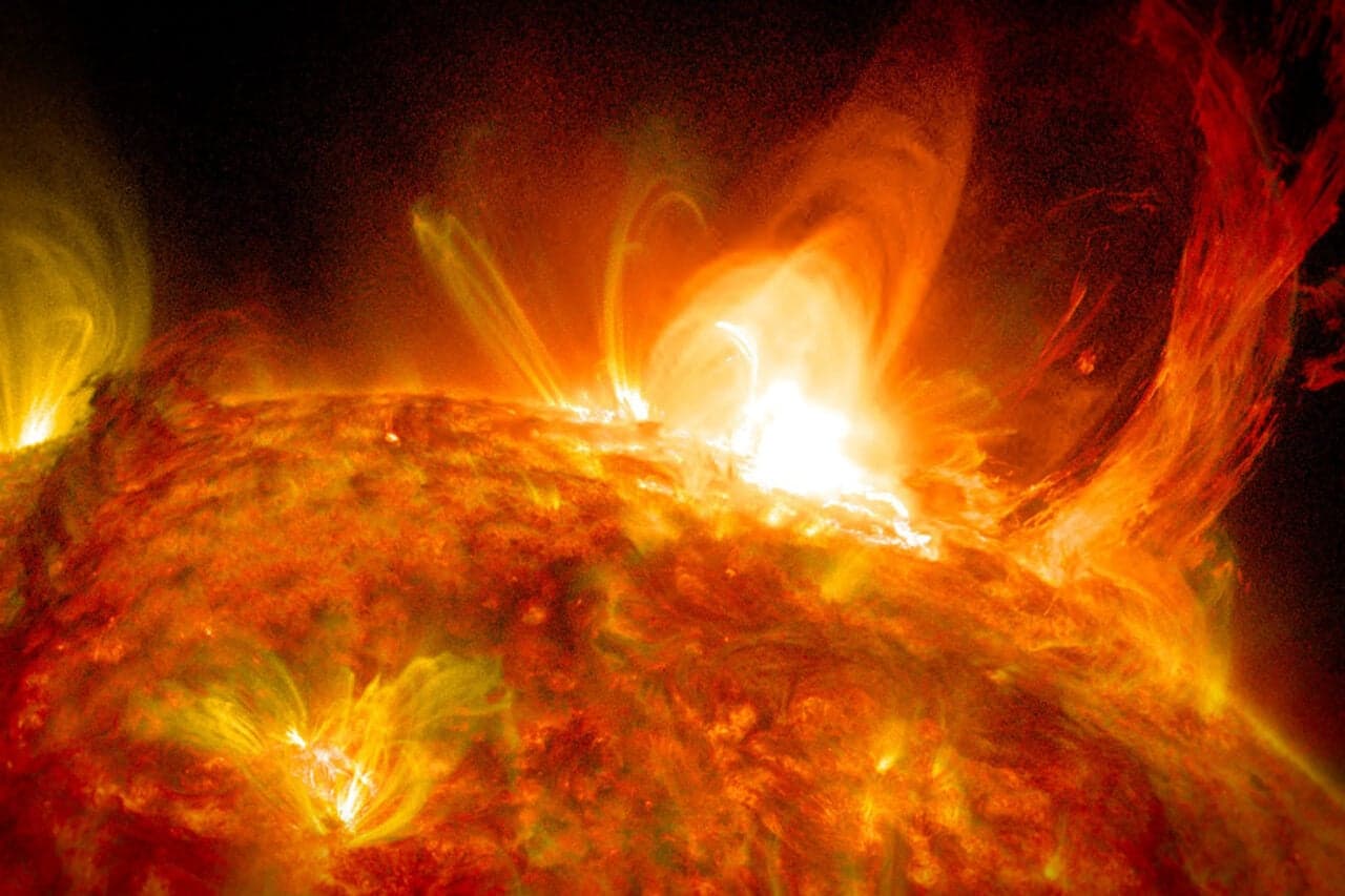 Earth Could Survive the Sun’s Bloated Death Stage, But There’s a Catch
