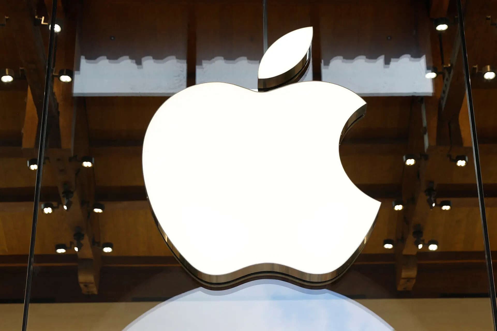 UK tribunal approves $4 billion lawsuit against Apple regarding iCloud services