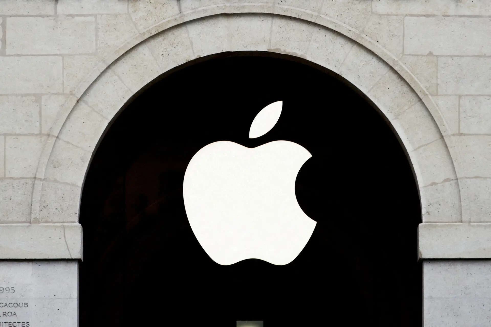 Apple removes Russia's VKontakte from App Store