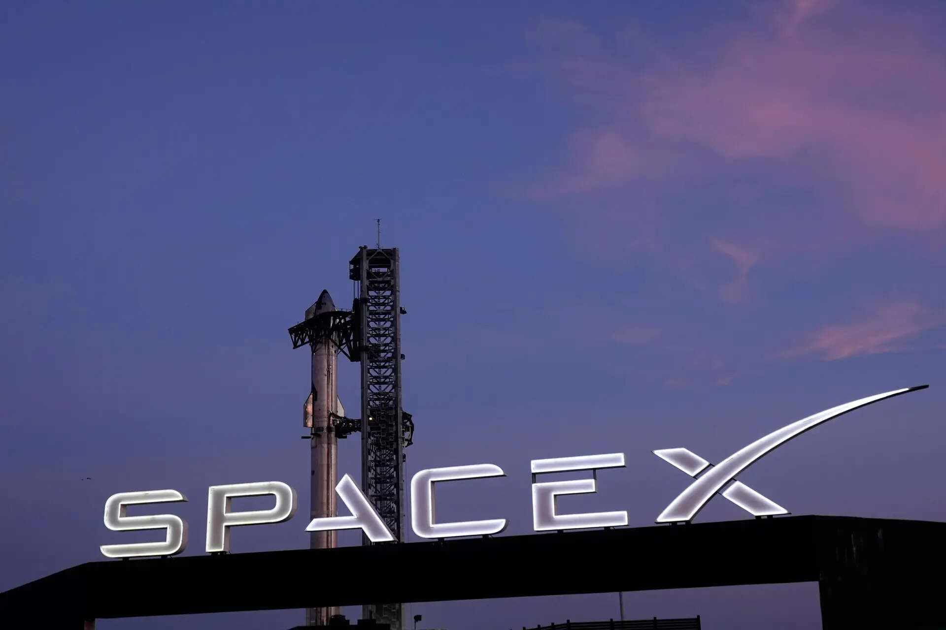 SpaceX Listing Sets Stage for Passive Frenzy on Nasdaq 100 Board