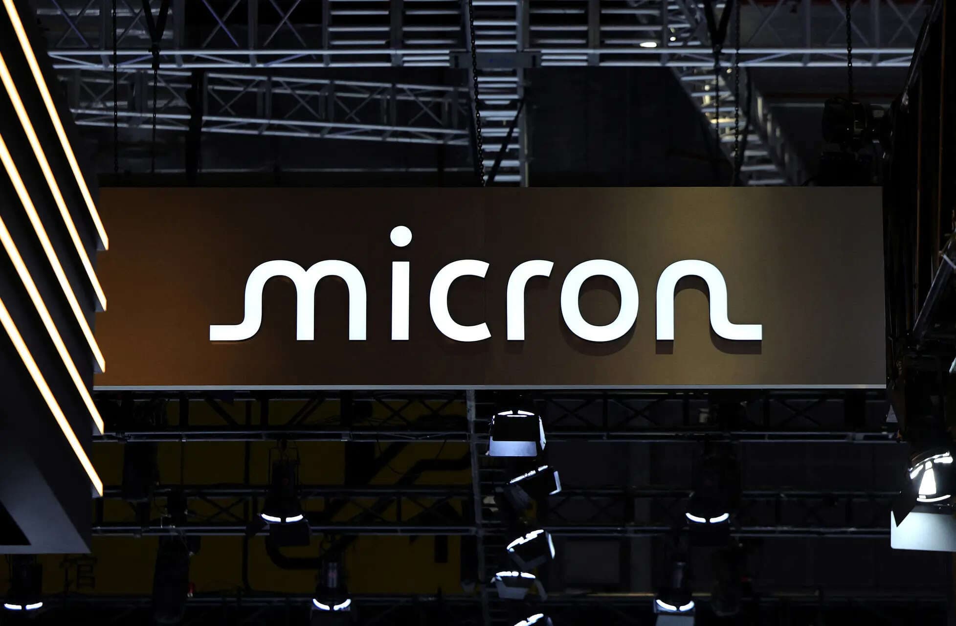 India's Automotive Sector Gains Momentum with Semiconductors Deal Signed.