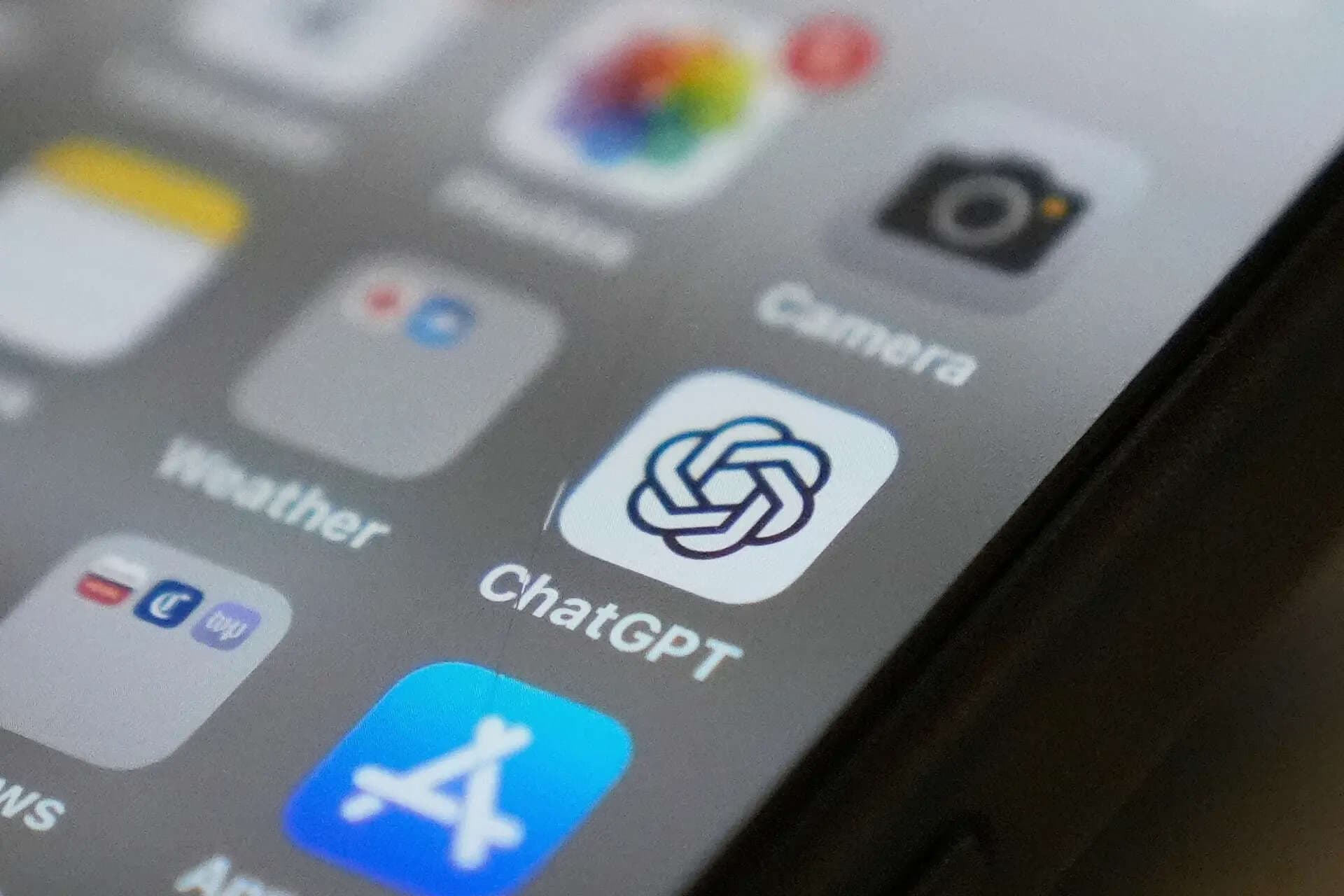 ChatGPT Expands Beyond Early Adopters: A New Era in AI