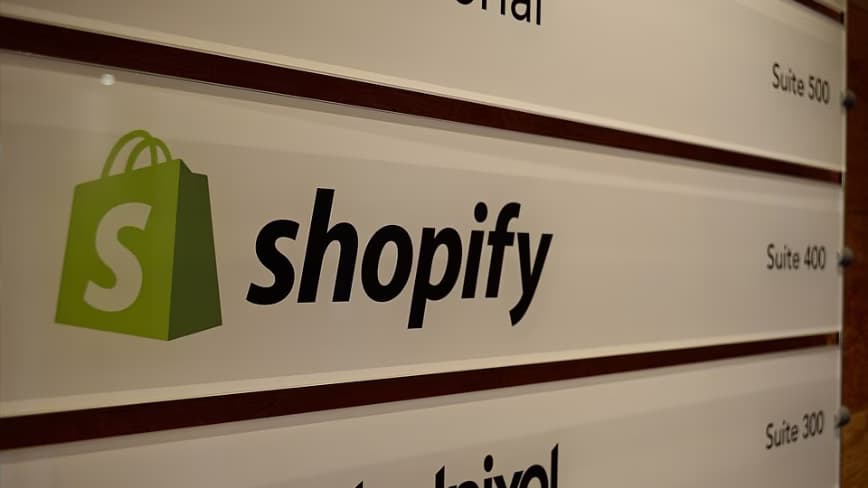 Trustpilot teams up with Shopify to enhance AI search visibility for reviews