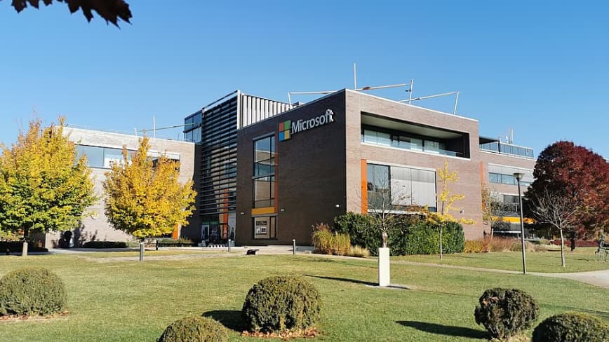 Microsoft Launches $2.5 Billion AI Initiative with 6,000 Engineers