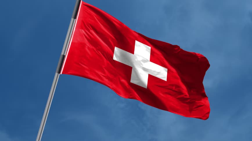 AI Transformation Leads to Decline in Entry-Level Job Advertisements in Switzerland