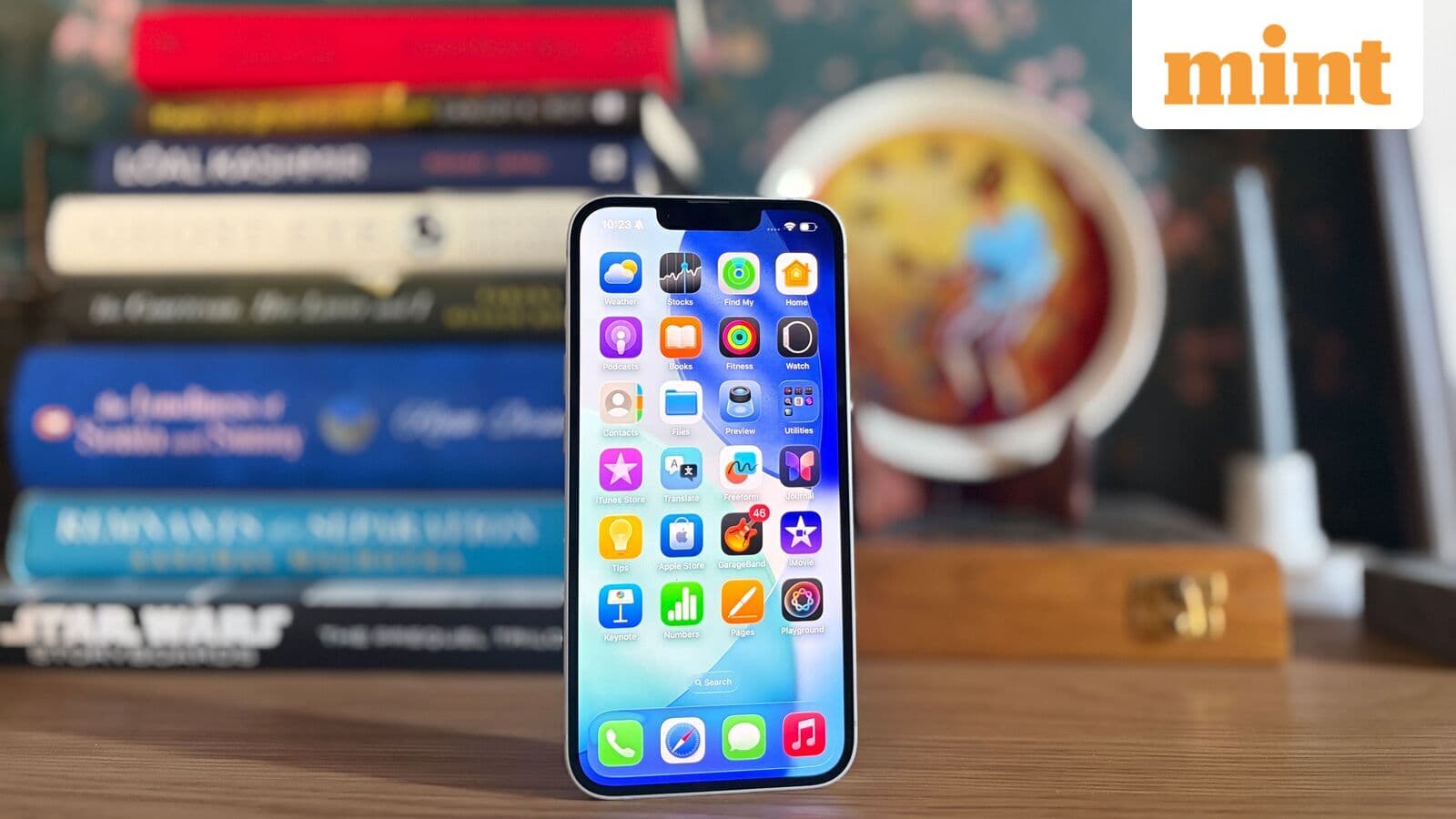 Apple Unleashes AI-Powered iPhone 18 with Hefty RAM Boost